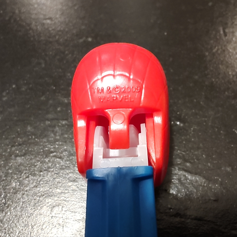 Marvel Spider-Man and  Iron Man Pez Dispensers - 2009 - Retired - Picture 7 of 8